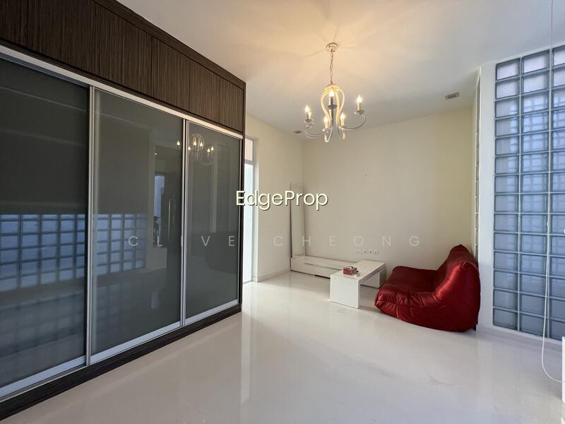 HAIG RESIDENCES photo 2