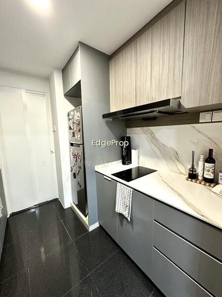 RIVER PLACE photo 6