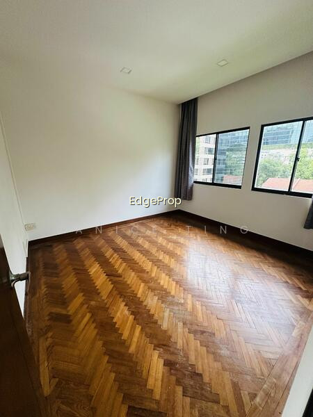 OXLEY MANSION photo 5