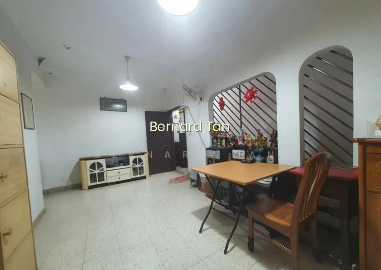 77 Seng Poh Lane image 1 of 5