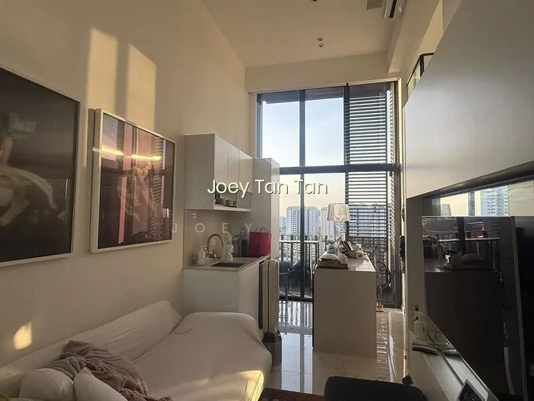 Grandeur Park Residences image 1 of 10