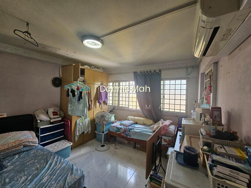 446 Hougang Avenue 8