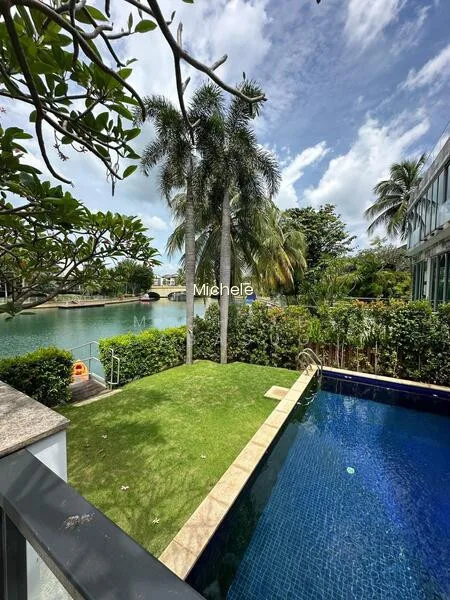 Balinese Style Sentosa Bungalow image 1 of 10