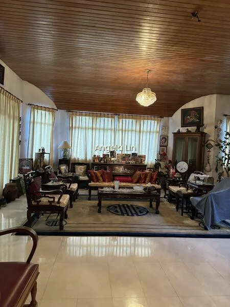 Chancery Vicinity Detached House for Sale image 1 of 5