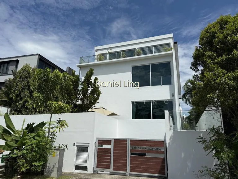 Modern Detached With Multi-Million$ View! Pool & Lift image 1 of 9