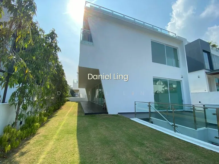 Brand New Elegance Modern Detached @Holland image 1 of 10