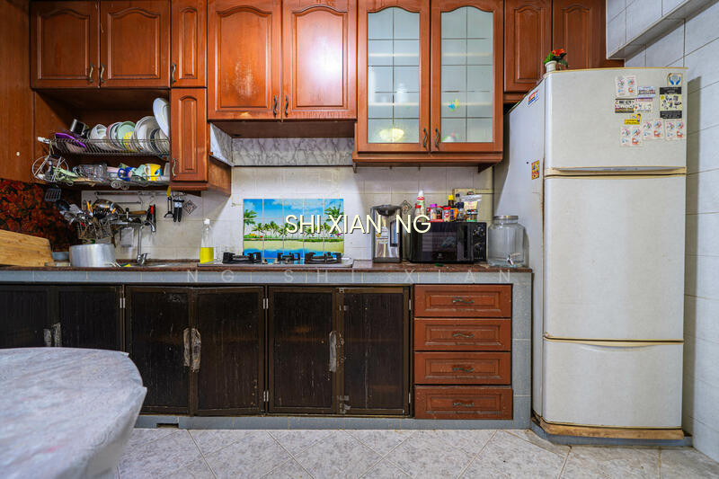 201C COMPASSVALE DRIVE photo 6