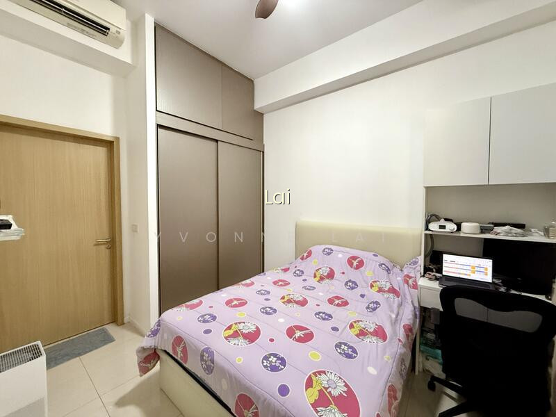 BOATHOUSE RESIDENCES photo 2