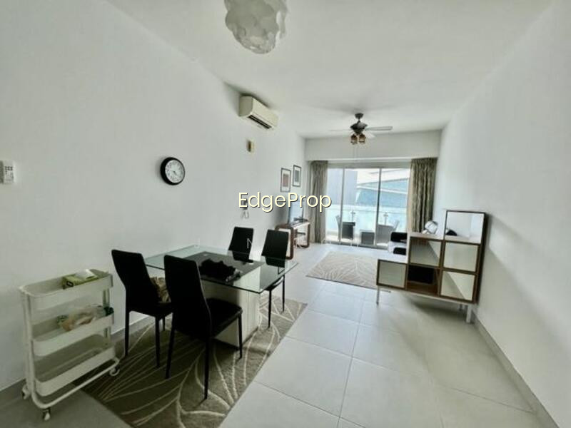 THE ROCHESTER RESIDENCES photo 2