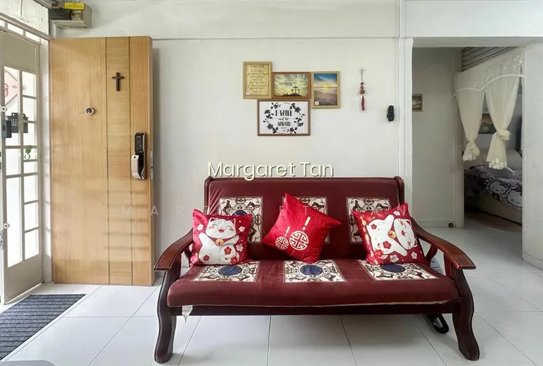 110 Yishun Ring Road image 1 of 10