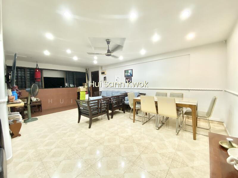 228 JURONG EAST STREET 21 photo 3