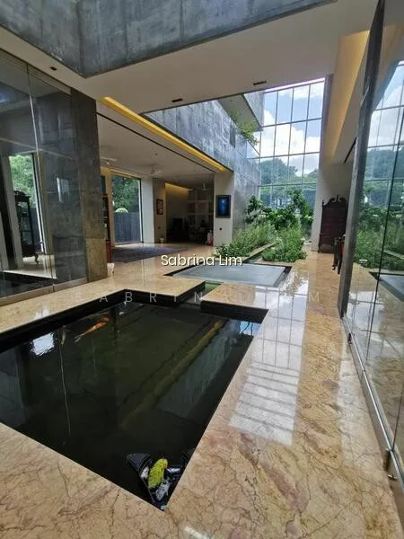 Modern GCB in Holland Park image 1 of 8