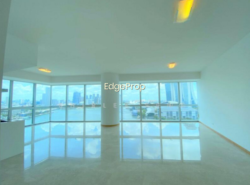 MARINA BAY RESIDENCES image 1 of 10