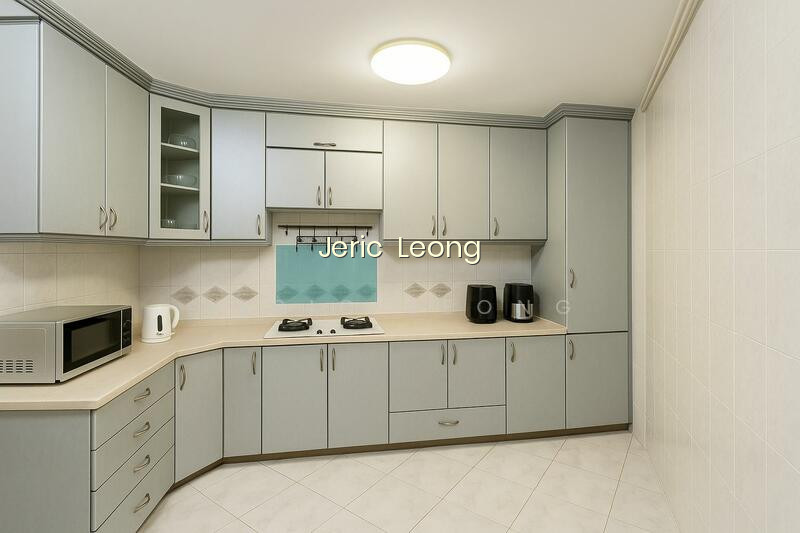 201A COMPASSVALE DRIVE photo 2