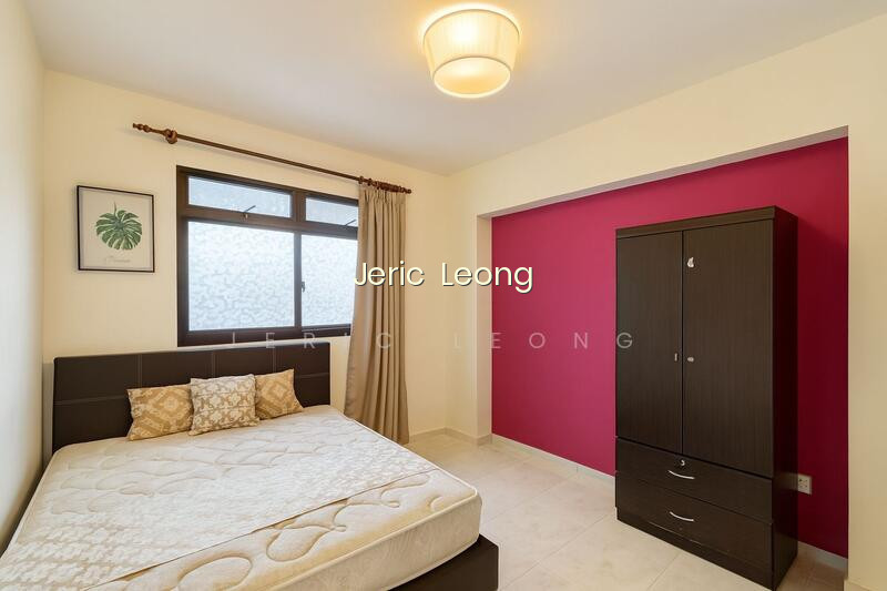201A COMPASSVALE DRIVE photo 4