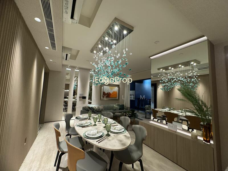 ARINA EAST RESIDENCES photo 2