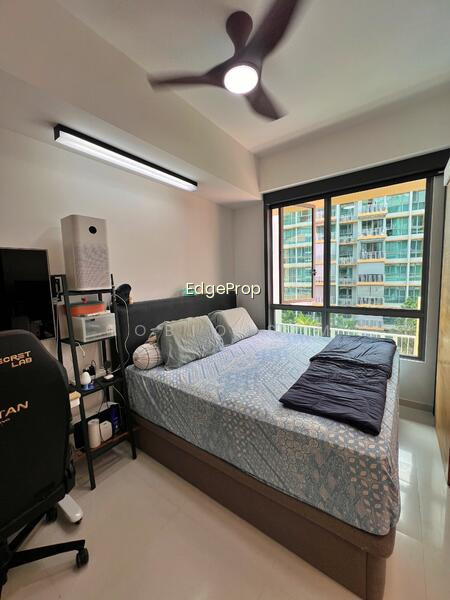 THE GLADES photo 3