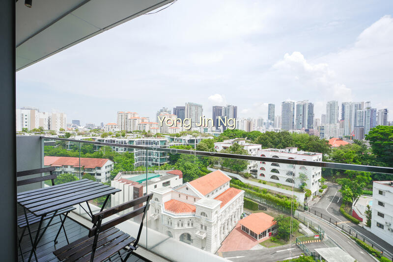 Rare Unit for Investors, Freehold, Walk to Orchard & MRT photo 3