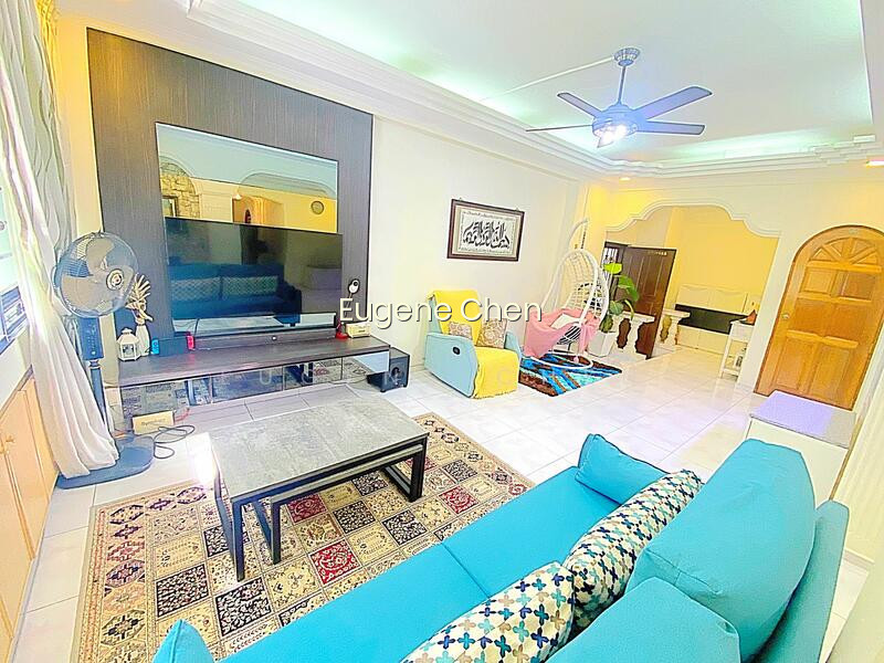 724 TAMPINES STREET 71 photo 2