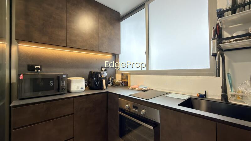 BARTLEY RESIDENCES photo 5