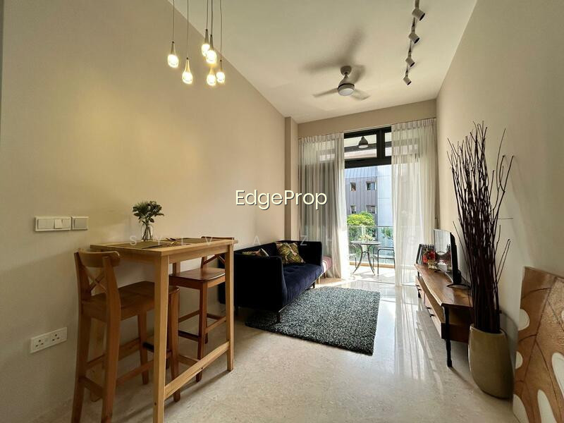 38 JERVOIS photo 2