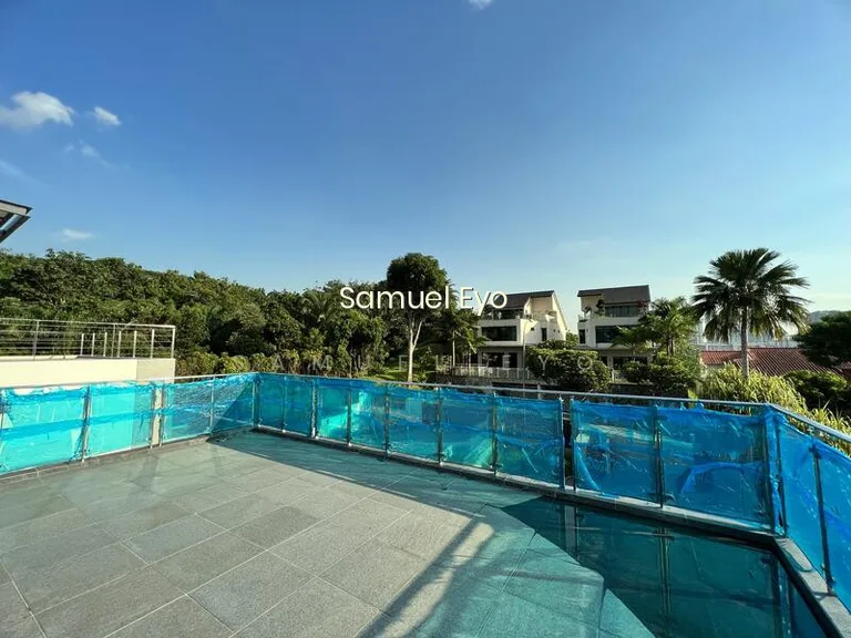 Bungalow With Unblocked View in Sunset Way image 1 of 10