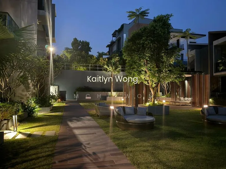 Kent Ridge Hill Residences image 1 of 10