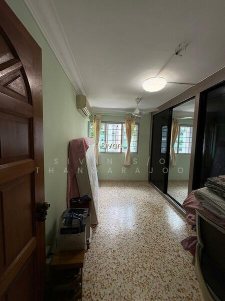 573 CHENG SAN COURT photo 5