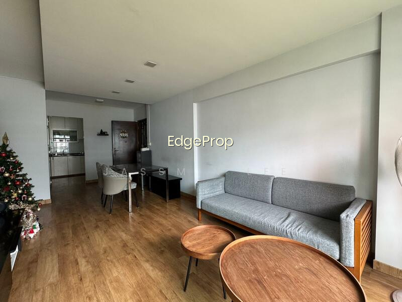 270A SENGKANG CENTRAL photo 4