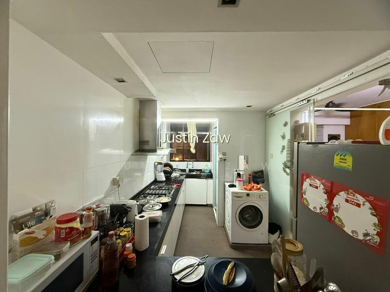 PARKVIEW APARTMENTS photo 6