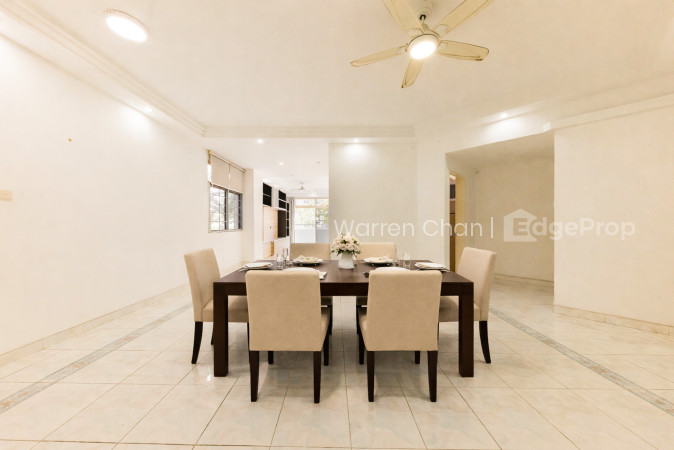 MANDARIN GARDENS photo 5