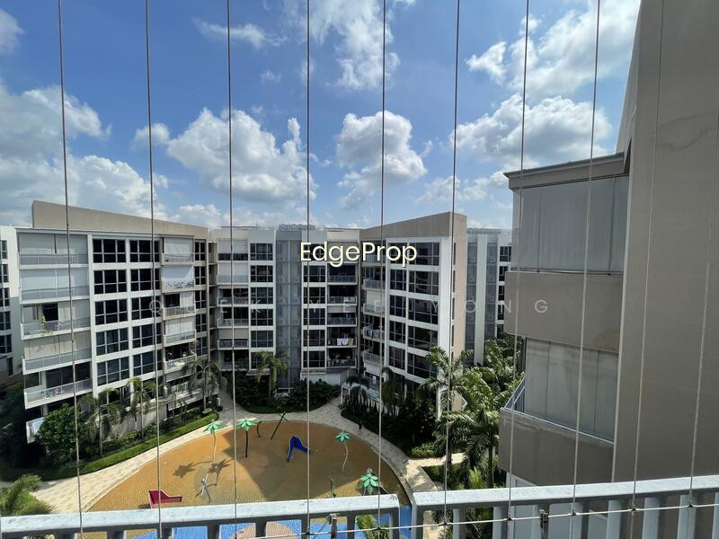 PALM ISLES photo 5