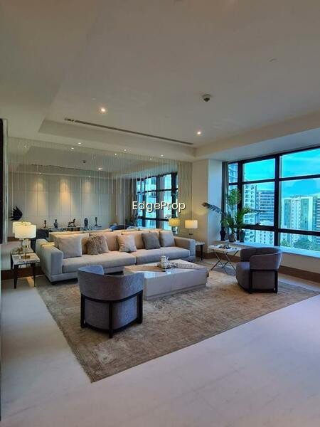 THE RITZ-CARLTON RESIDENCES photo 2