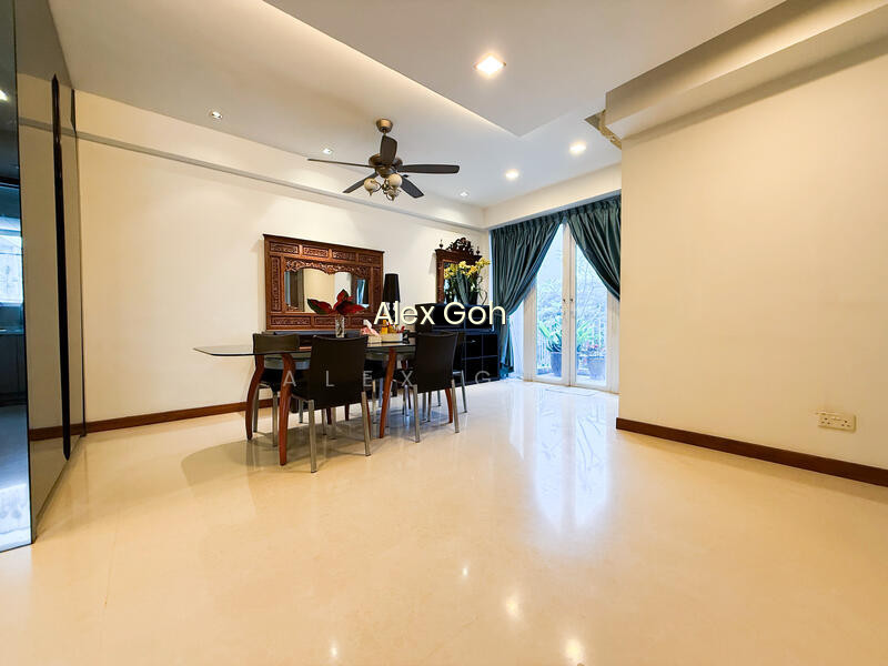 D19 FREEHOLD UPPER PAYA LEBAR SUPERB VALUE PENTHOUSE MINS TO BARTLEY MRT photo 3