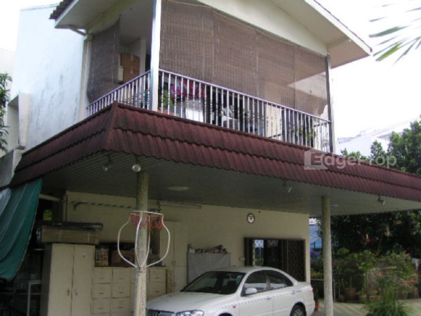 PAYA LEBAR CRESCENT photo 2