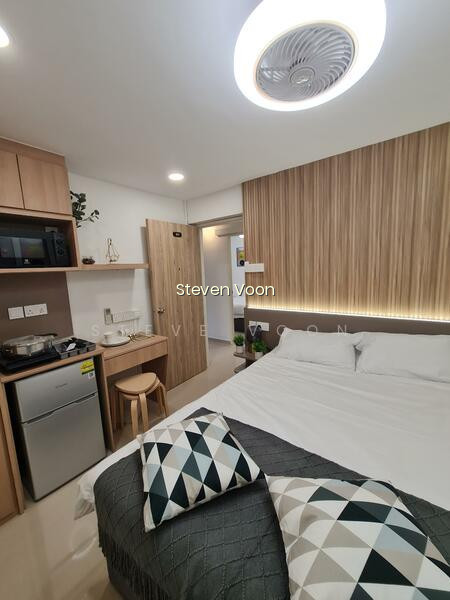 685 HOUGANG STREET 61 image 1 of 8
