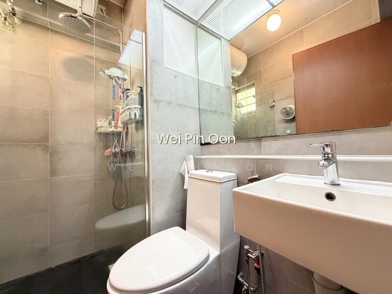 62B STRATHMORE AVENUE photo 6