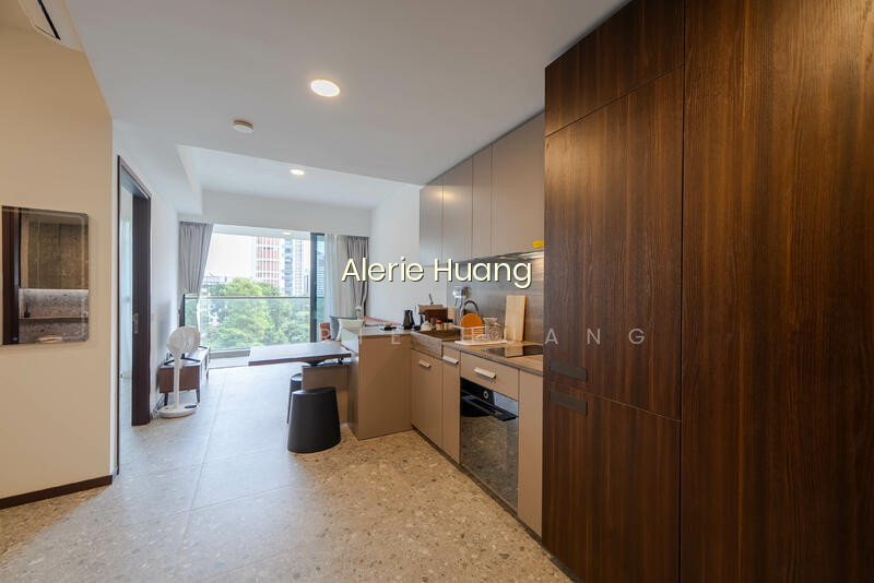 One Pearl Bank photo 6