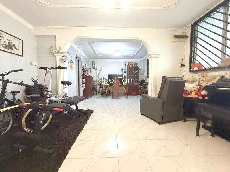 17 TOH YI DRIVE photo 2