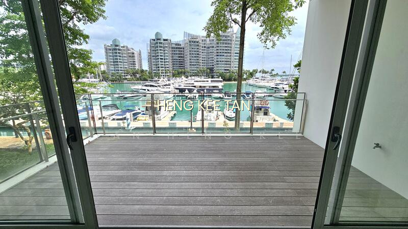 MARINA COLLECTION photo 2