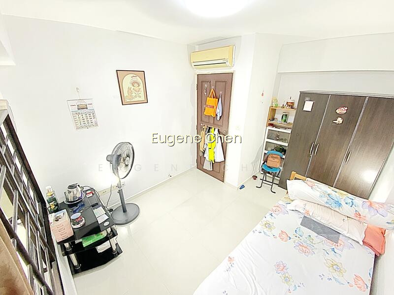 152 RIVERVALE CRESCENT photo 5