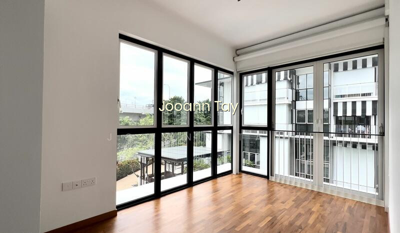 THE VERANDAH RESIDENCES photo 2