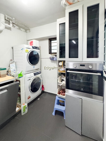 504A MONTREAL DRIVE photo 6