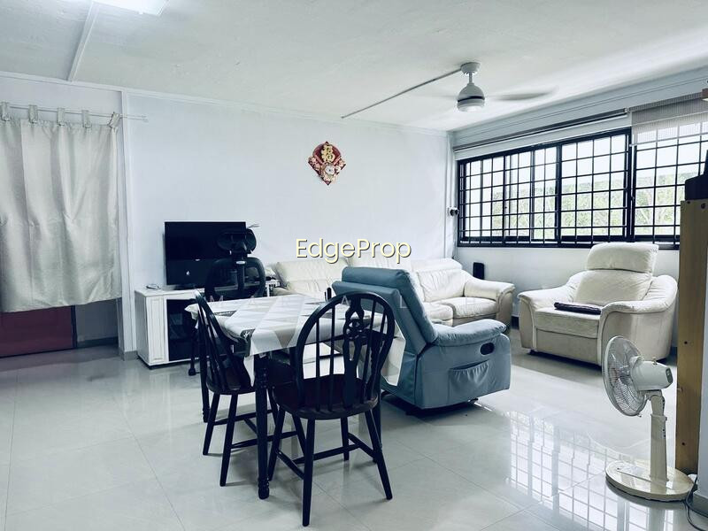 288 YISHUN AVENUE 6 photo 2