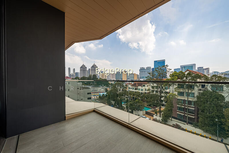 PEAK RESIDENCE photo 5
