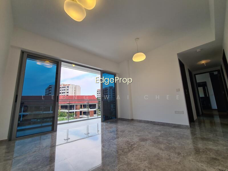 WILSHIRE RESIDENCES photo 2