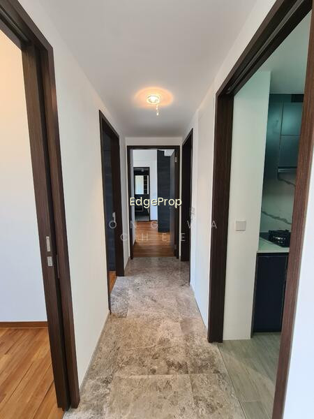 WILSHIRE RESIDENCES photo 4