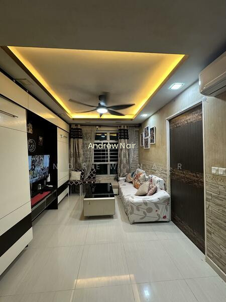 424B YISHUN AVENUE 11 image 1 of 4