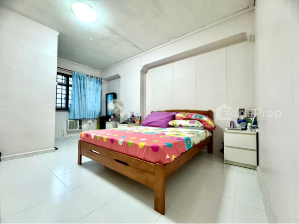 854 JURONG WEST STREET 81 photo 5