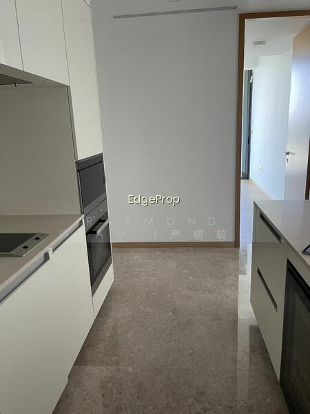 MARINA ONE RESIDENCES photo 2